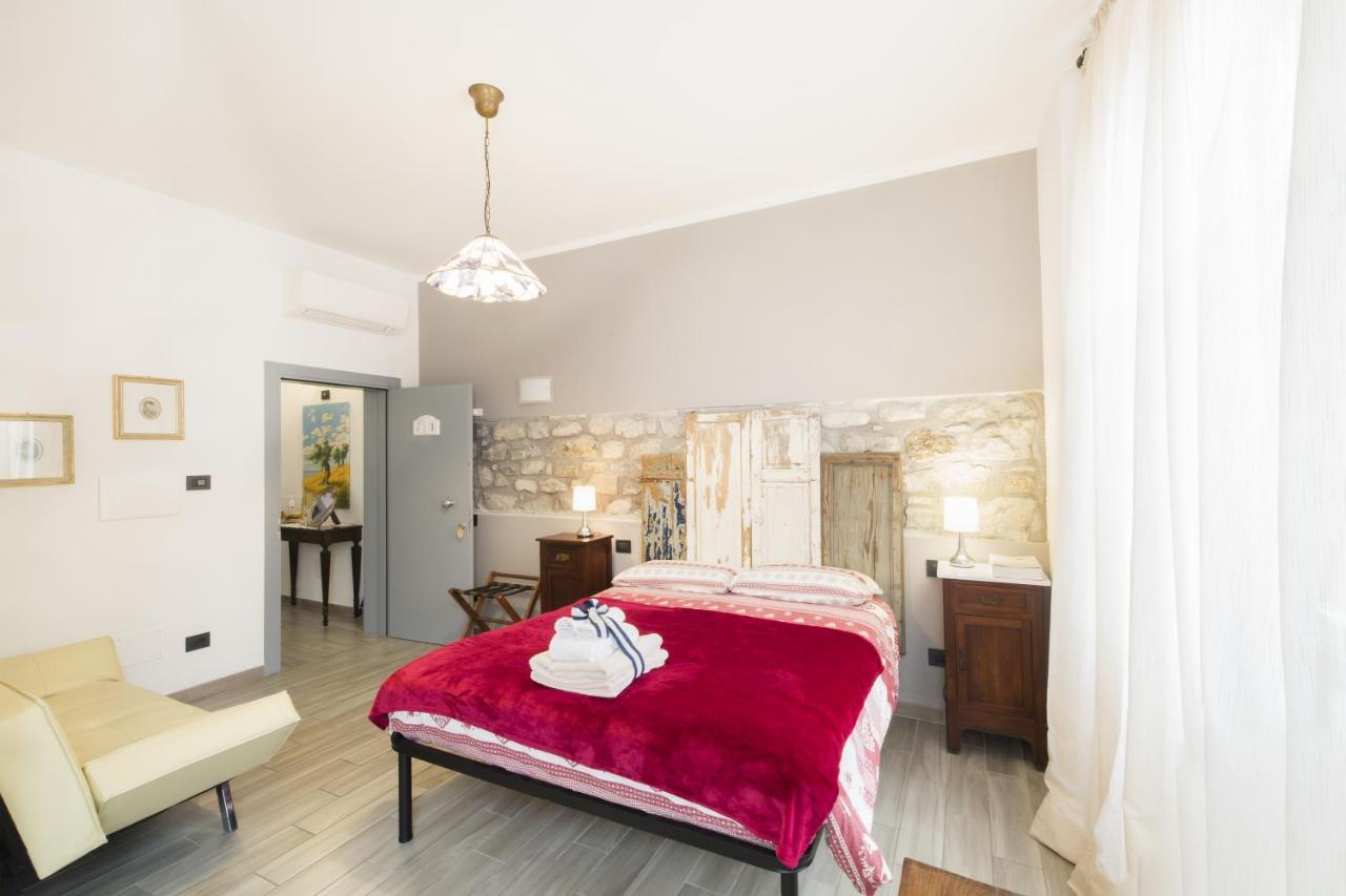 Alla Porta Di Sotto B&B Fivizzano Dış mekan fotoğraf