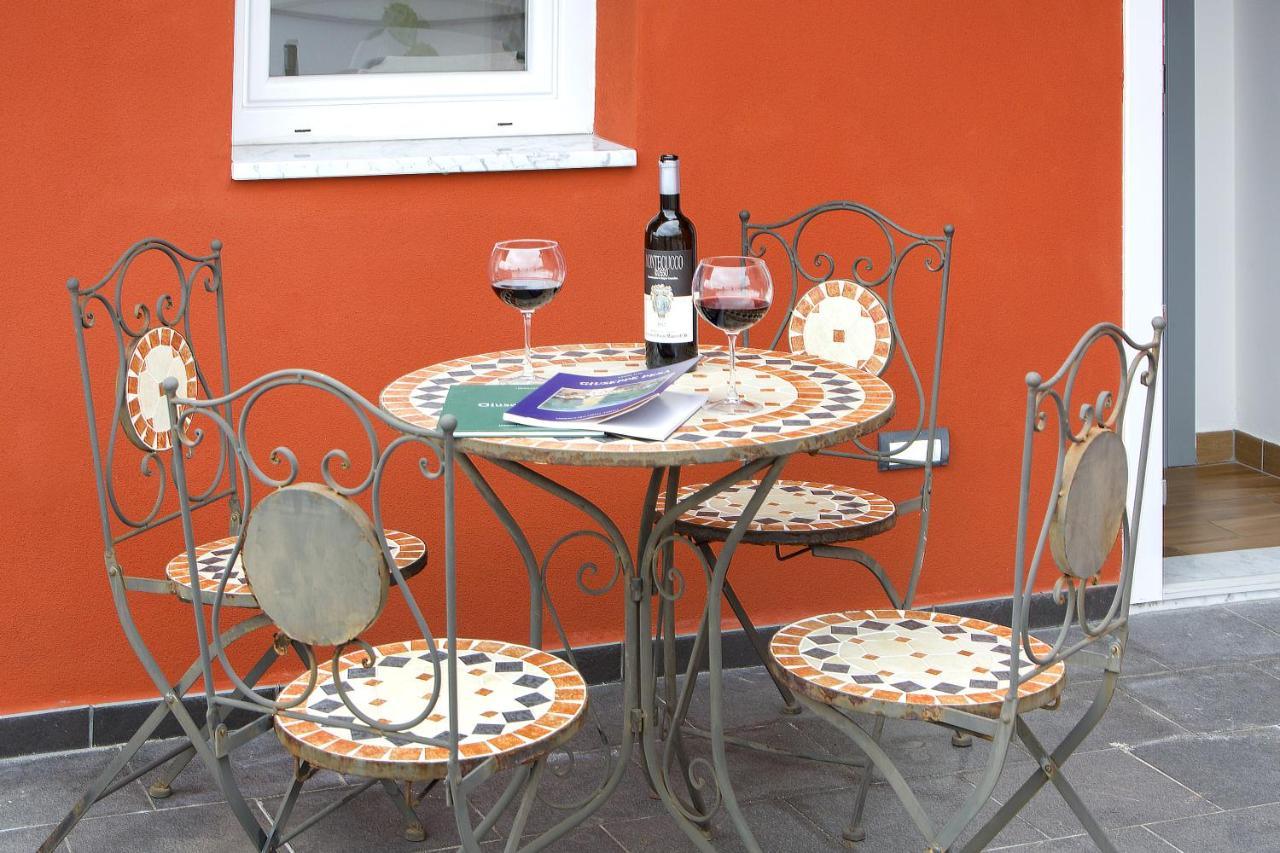 Alla Porta Di Sotto B&B Fivizzano Dış mekan fotoğraf