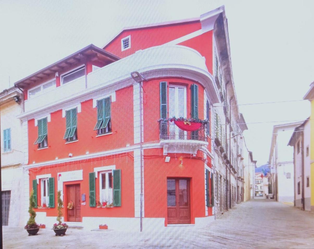 Alla Porta Di Sotto B&B Fivizzano Dış mekan fotoğraf