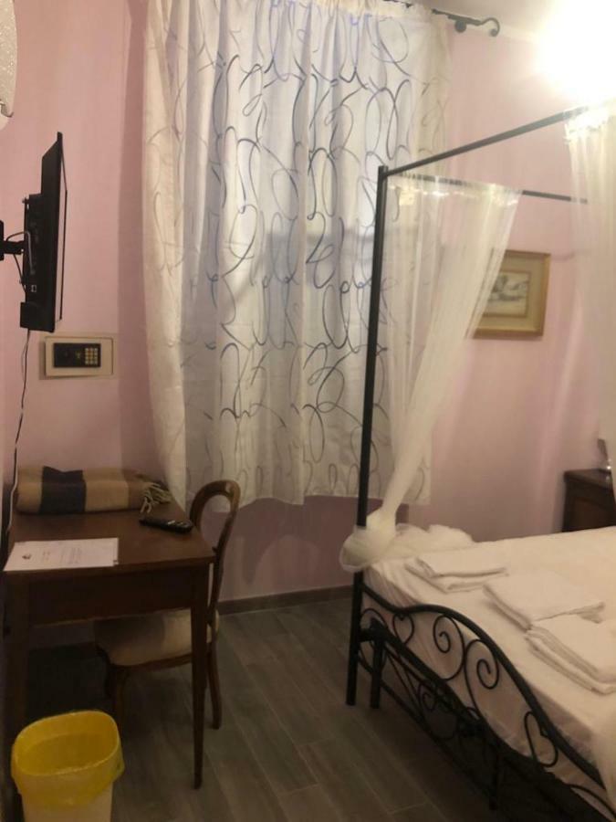 Alla Porta Di Sotto B&B Fivizzano Dış mekan fotoğraf